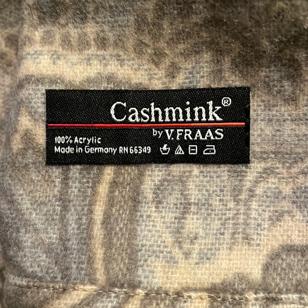 Infinity Scarf - Picture 2 of 4